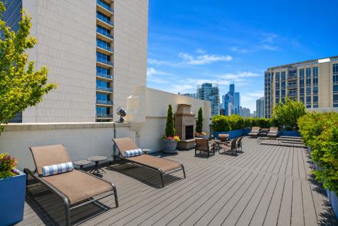758 North Larrabee Street Chicago IL 60654