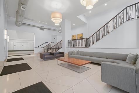 758 North Larrabee Street Chicago IL 60654