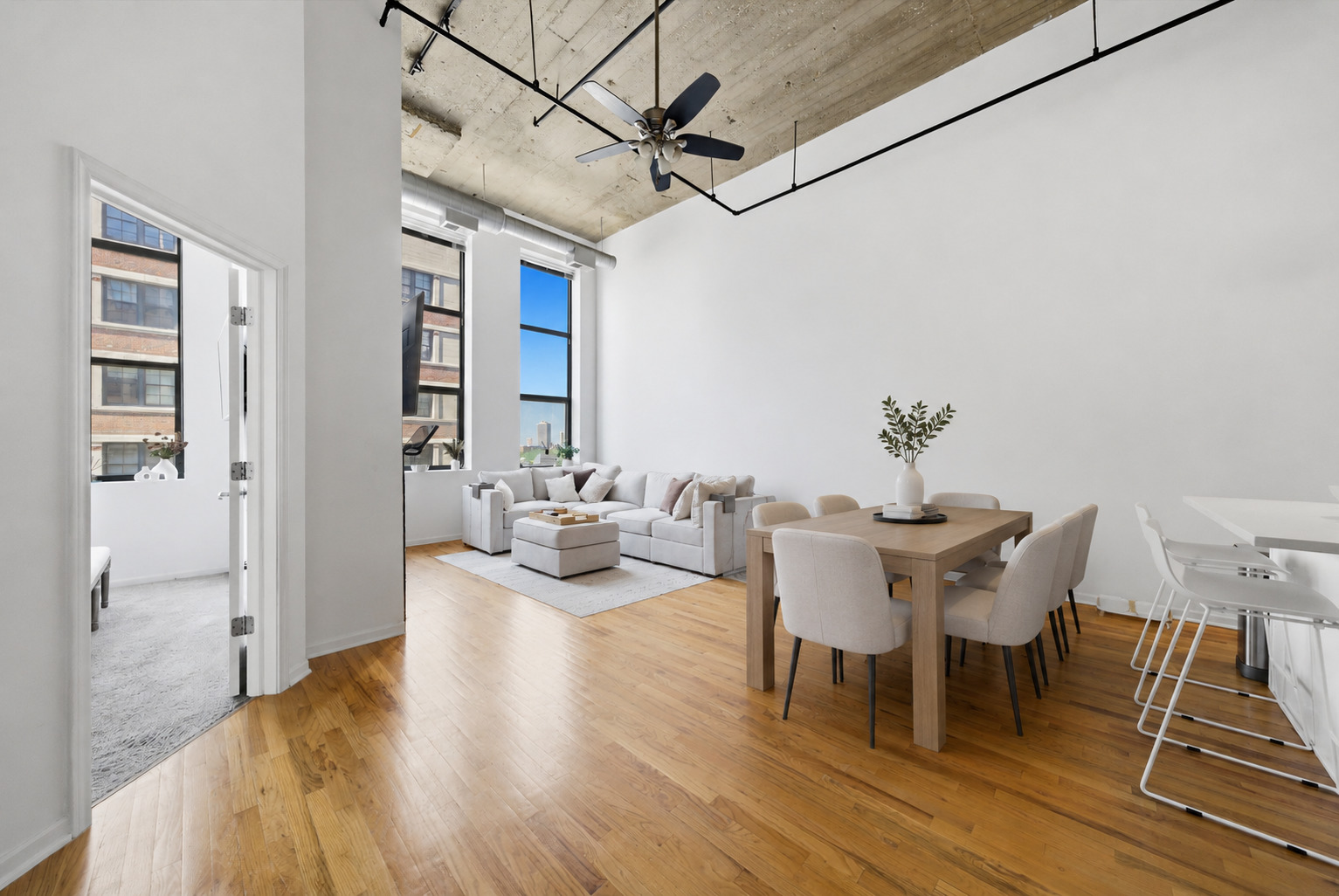 758 North Larrabee Street Chicago IL 60654