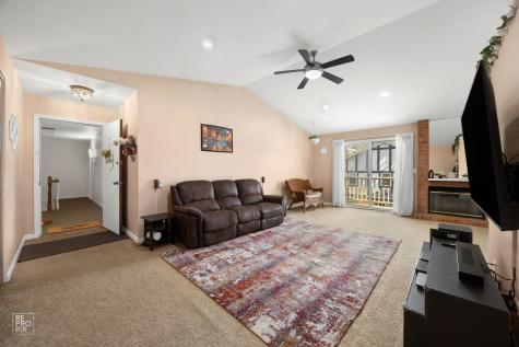 156 West Golf Road Libertyville IL 60048