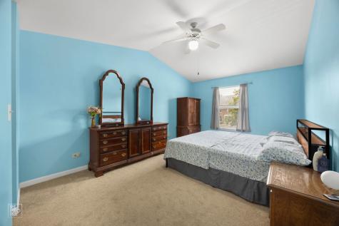 156 West Golf Road Libertyville IL 60048