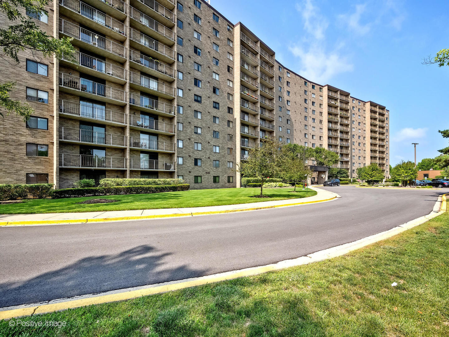 6340 Americana Drive Willowbrook IL 60527