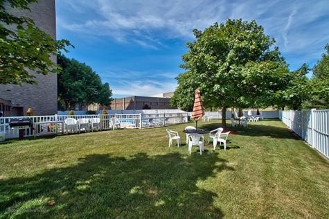 6340 Americana Drive Willowbrook IL 60527