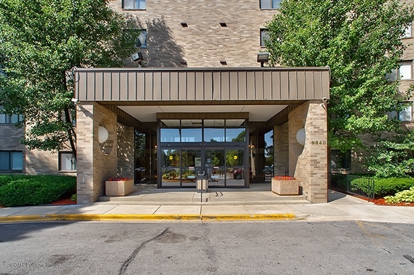 6340 Americana Drive Willowbrook IL 60527
