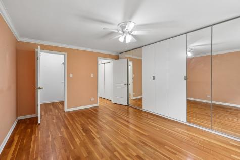 718 Dempster Street Mount Prospect IL 60056