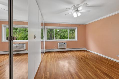 718 Dempster Street Mount Prospect IL 60056