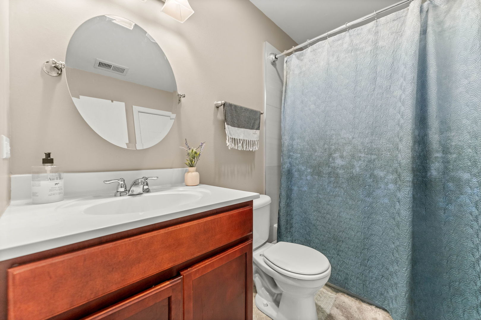 1332 Mcdowell Road Naperville IL 60563