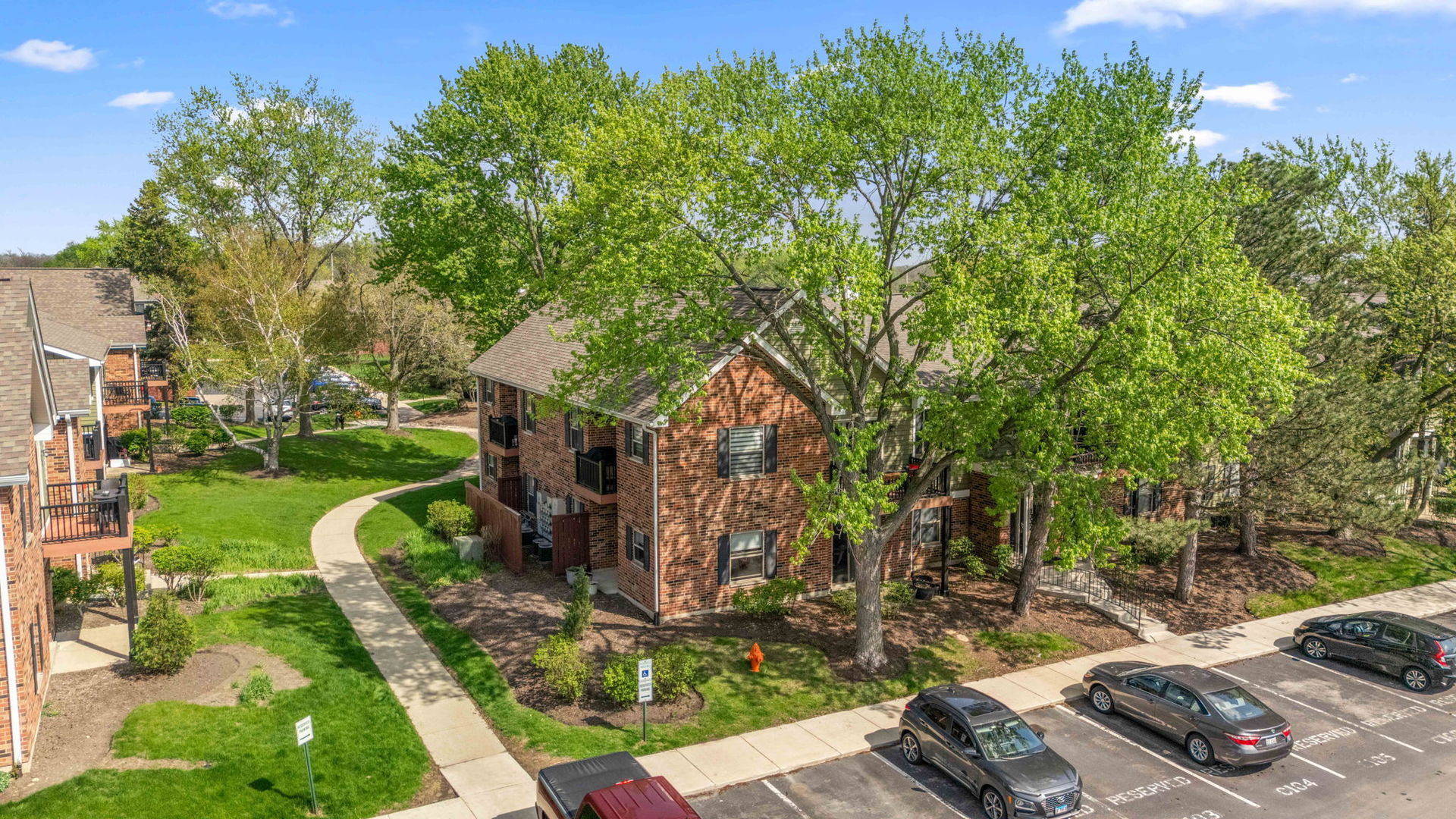 1332 Mcdowell Road Naperville IL 60563