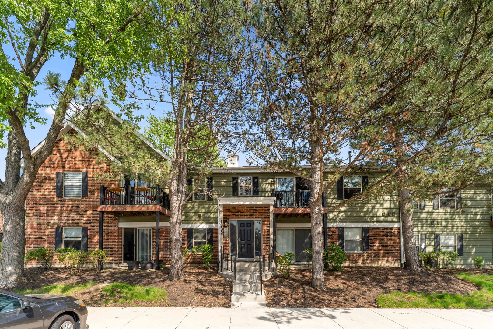 1332 Mcdowell Road Naperville IL 60563