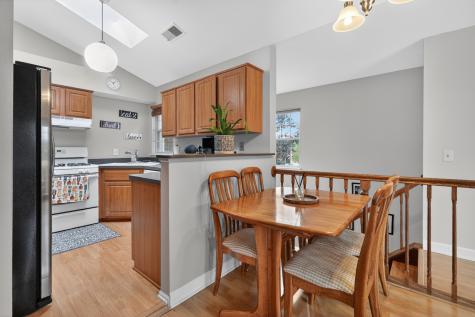 943 Ridgefield Lane Wheeling IL 60090