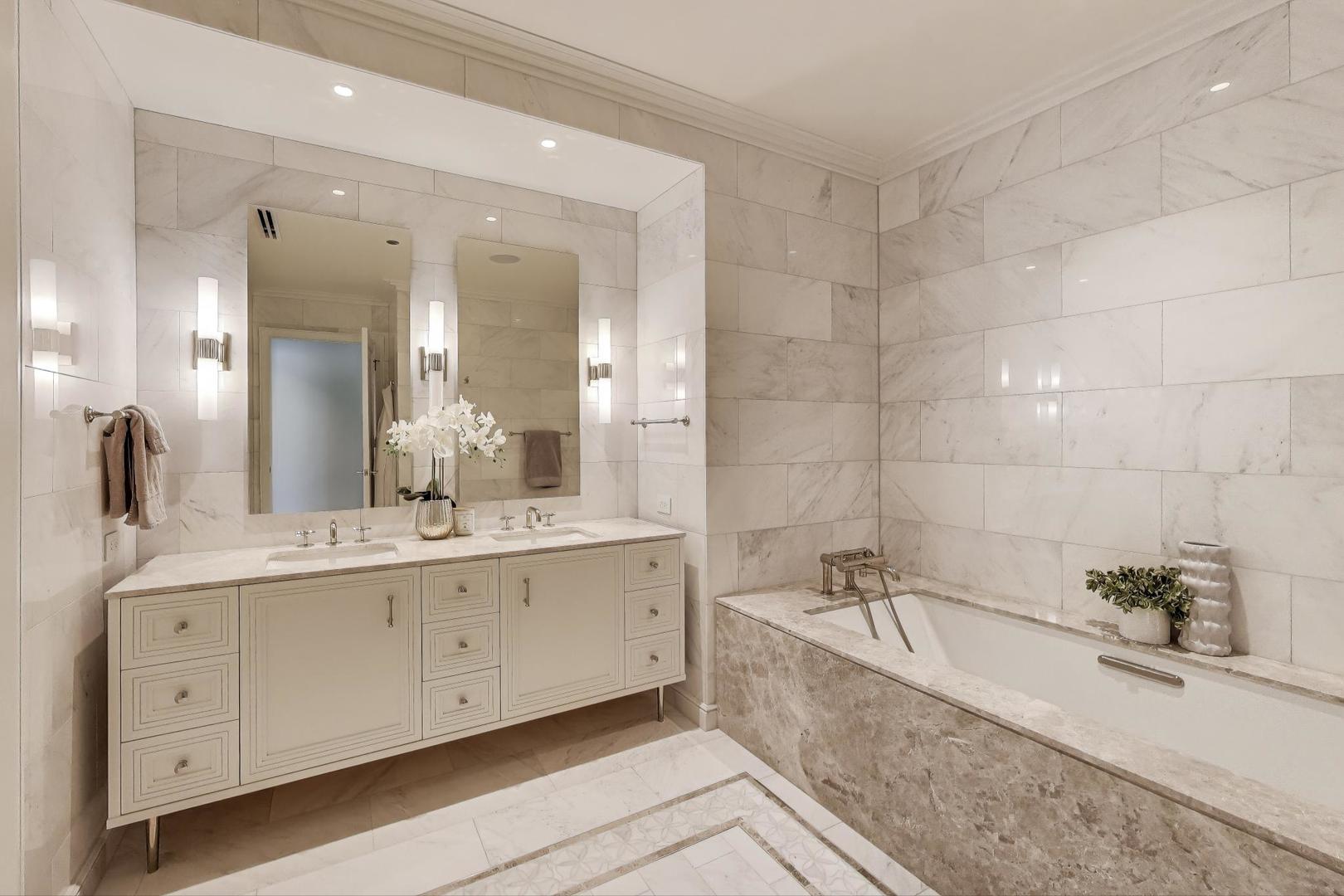 435 North Michigan Avenue Chicago IL 60611