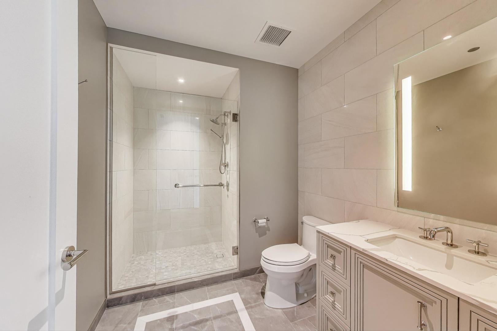 435 North Michigan Avenue Chicago IL 60611