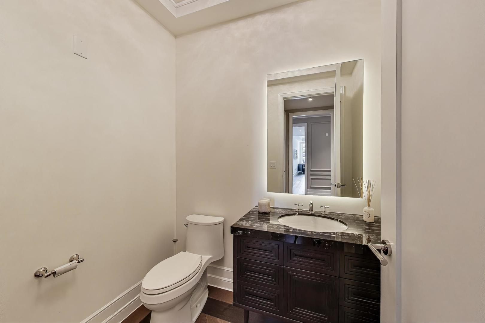 435 North Michigan Avenue Chicago IL 60611