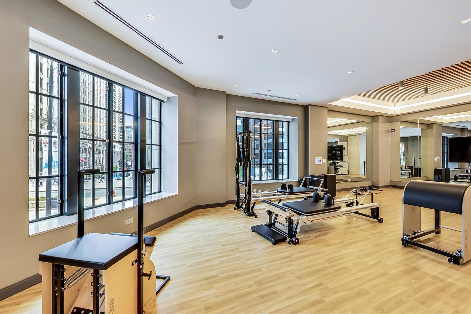 435 North Michigan Avenue Chicago IL 60611