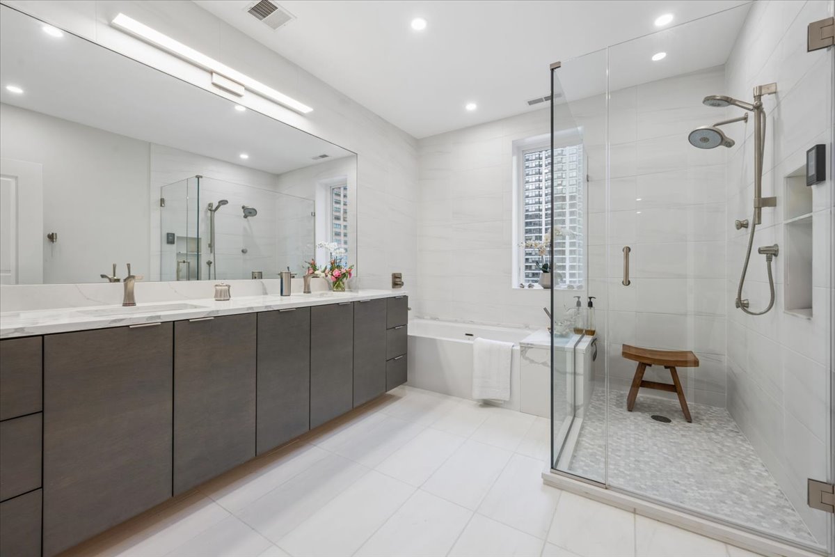 55 East Erie Street Chicago IL 60611