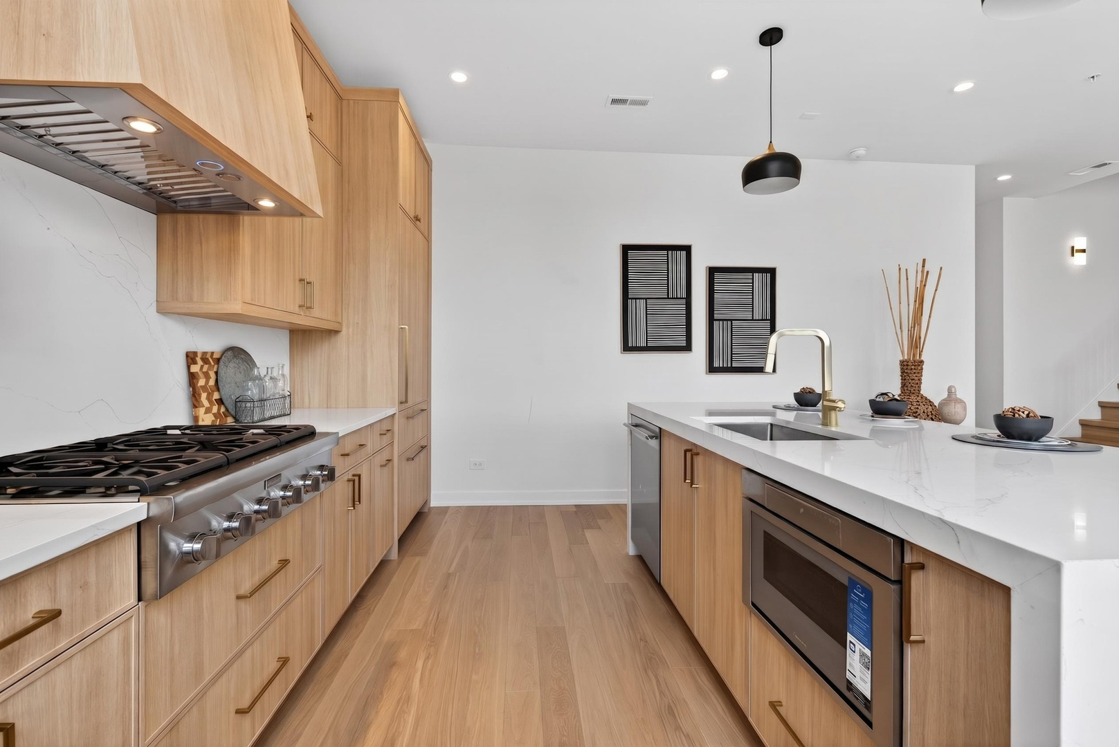 1347 West Grand Avenue Chicago IL 60642