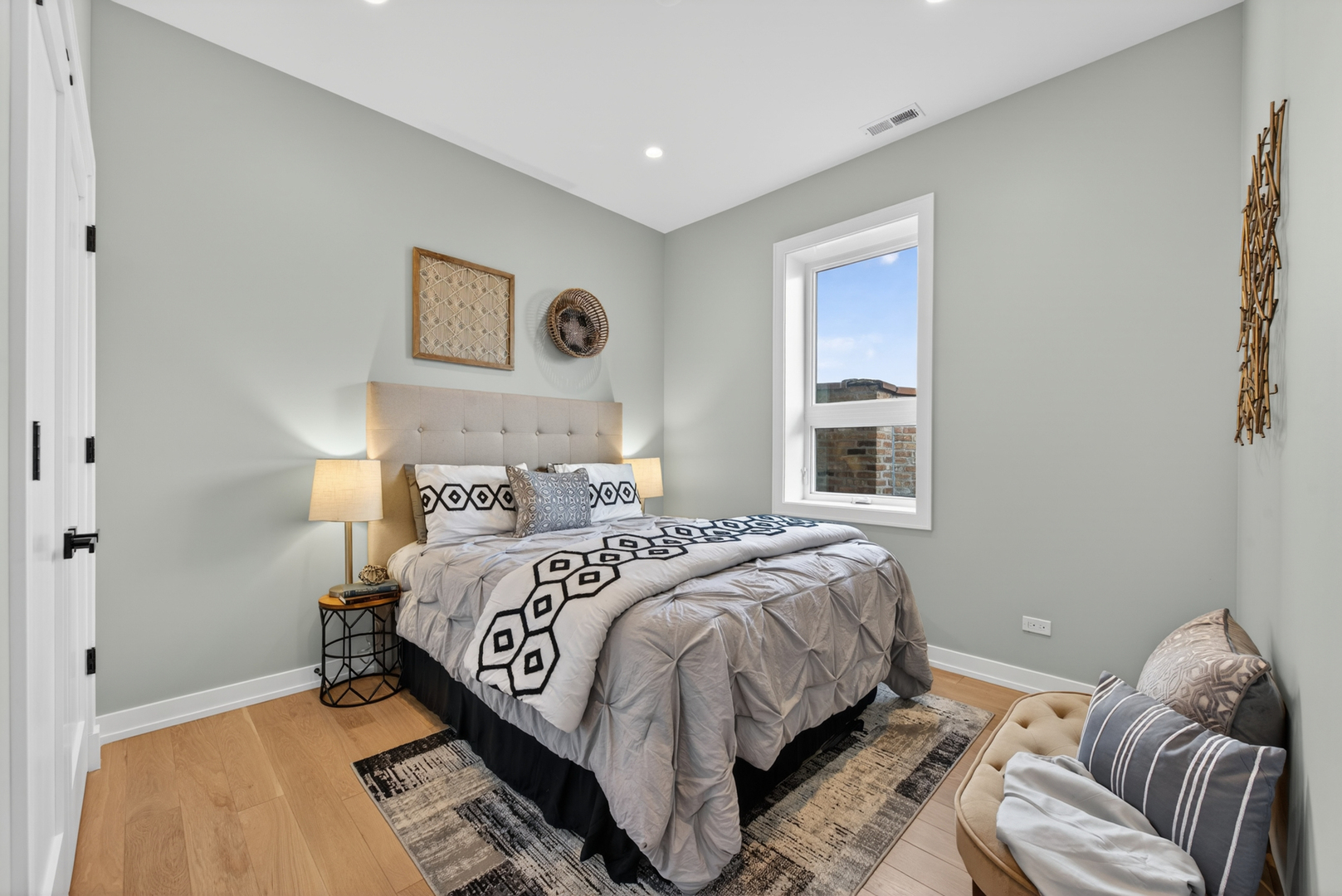 1347 West Grand Avenue Chicago IL 60642