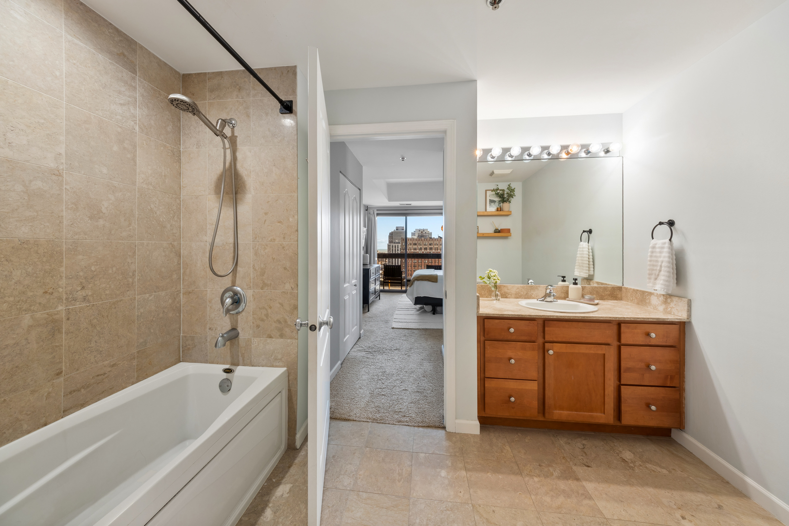 1212 North Wells Street Chicago IL 60610