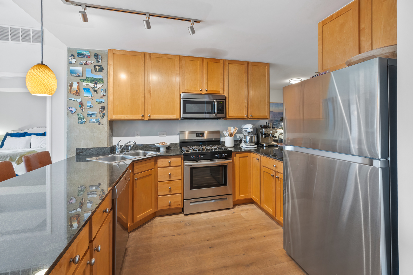 1212 North Wells Street Chicago IL 60610