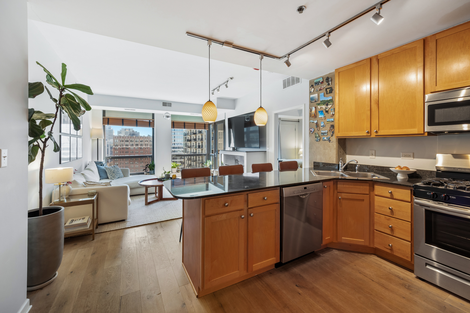 1212 North Wells Street Chicago IL 60610