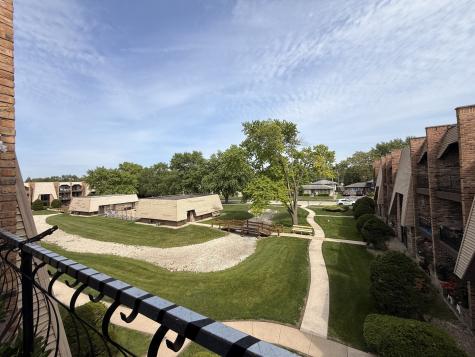 7316 Blackstone Avenue Justice IL 60458