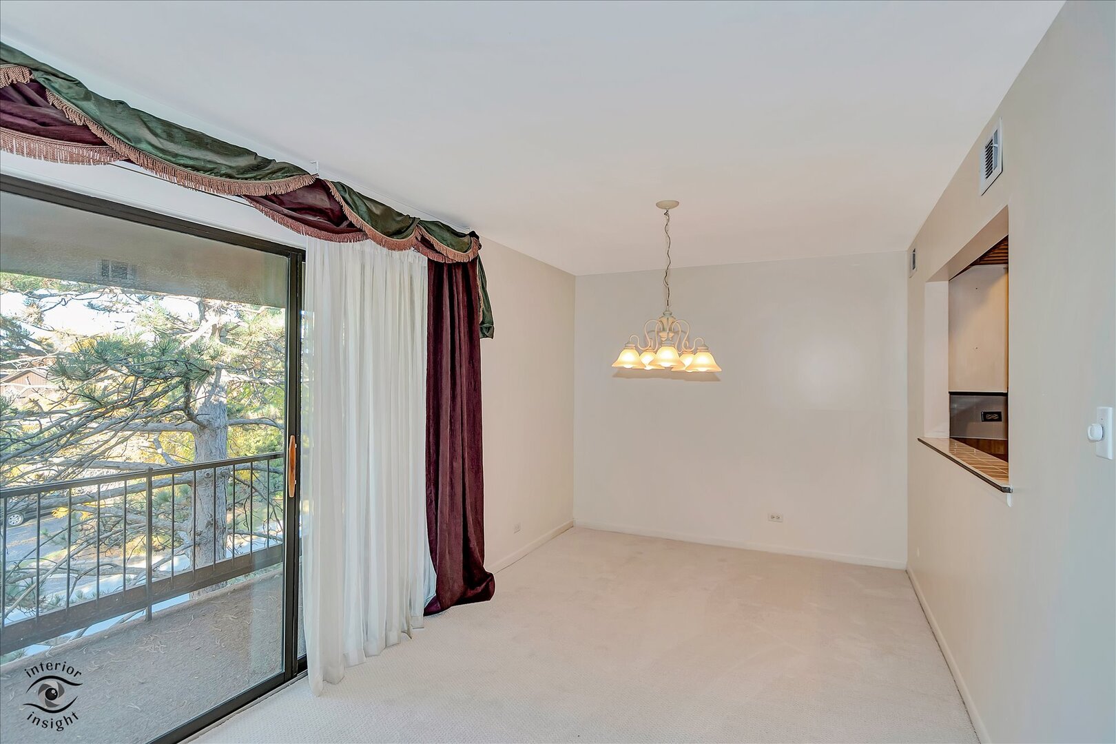 1327 Cass Lane E Westmont IL 60559