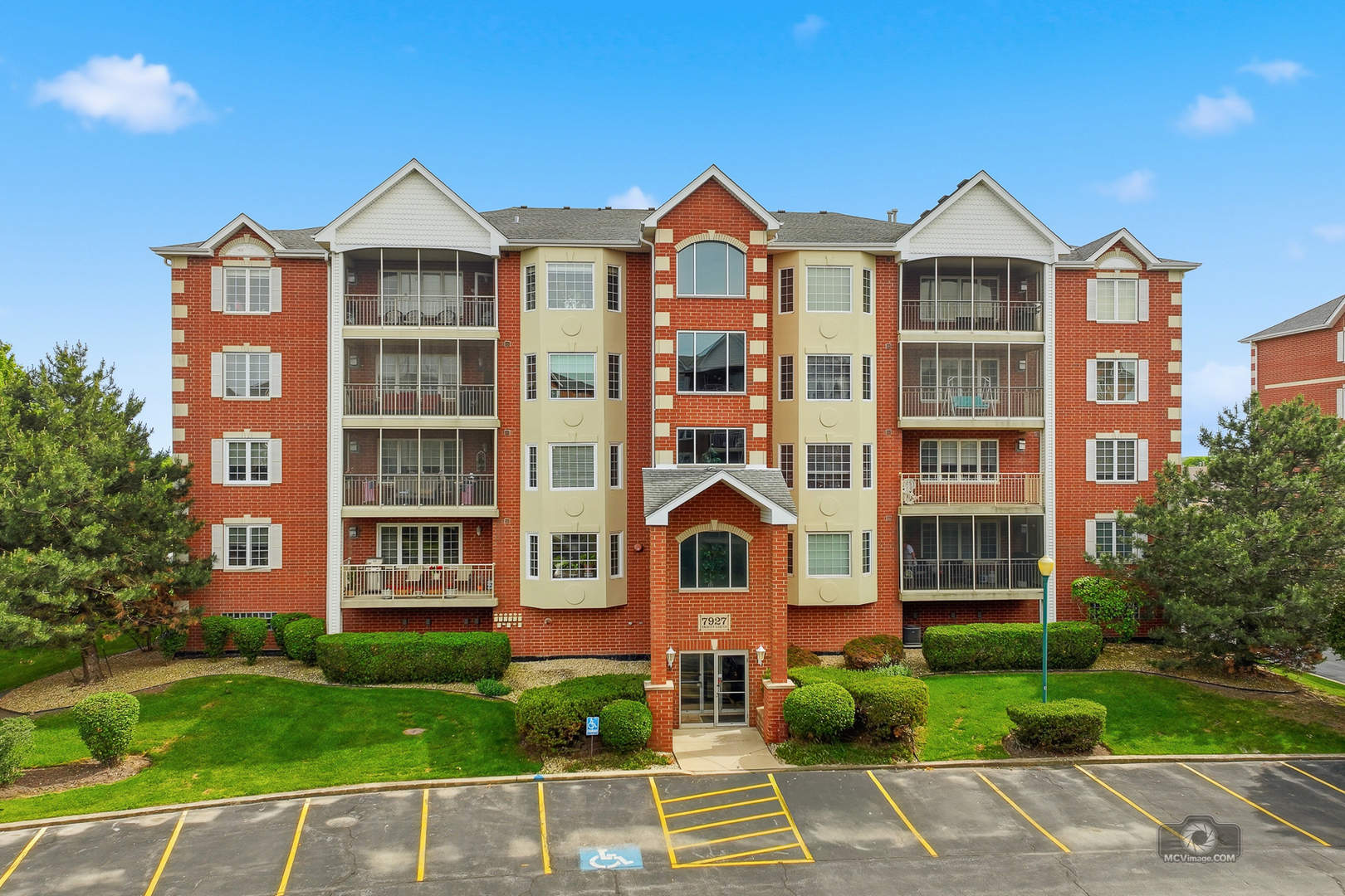 7927 Trinity Circle Tinley Park IL 60487