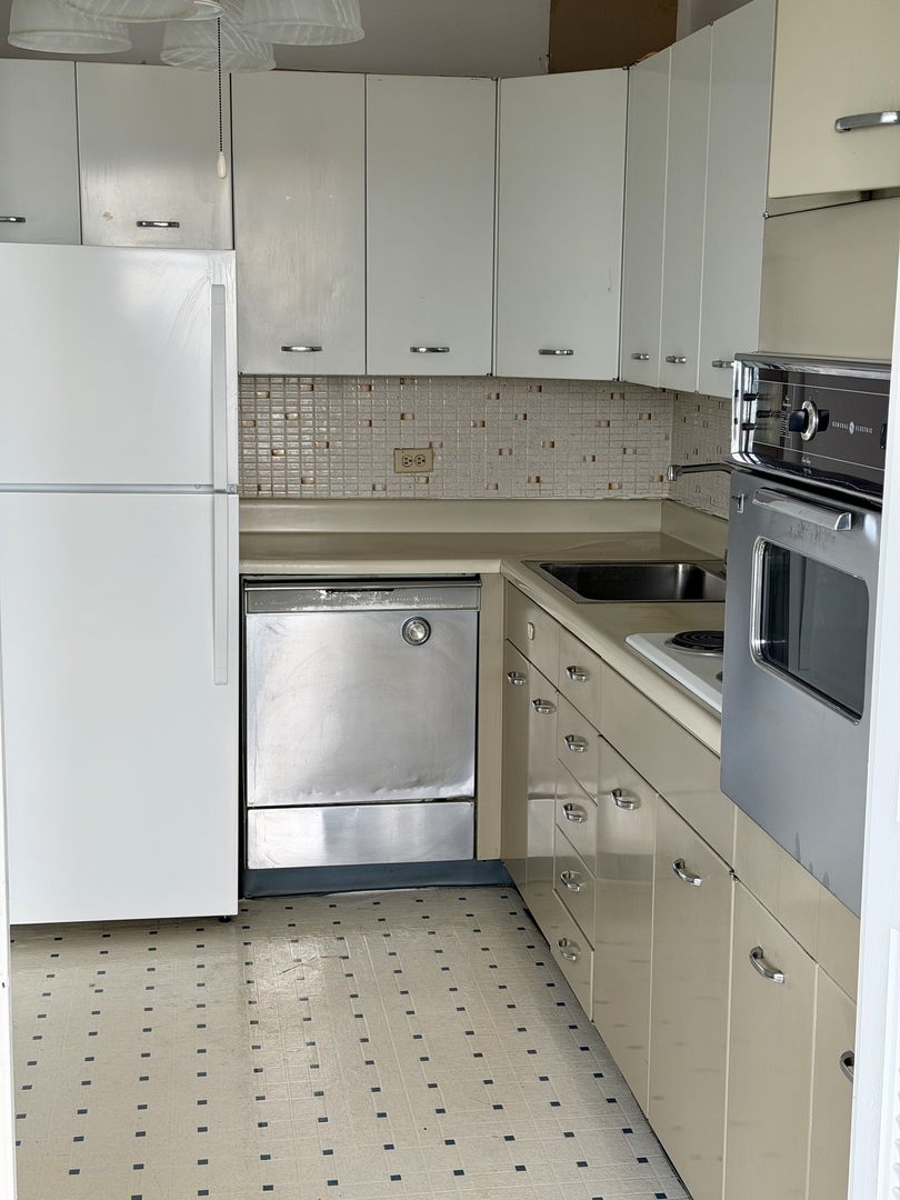 4800 South Chicago Beach Drive Chicago IL 60615