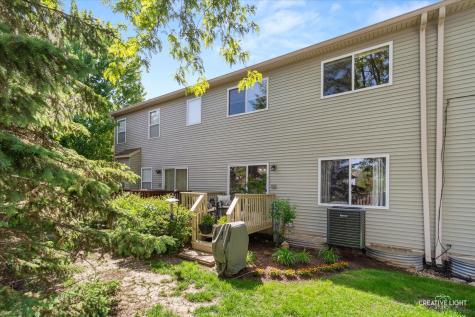 457 Jamestown Court Aurora IL 60502
