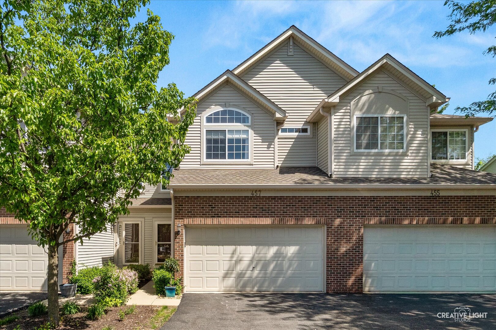 457 Jamestown Court Aurora IL 60502