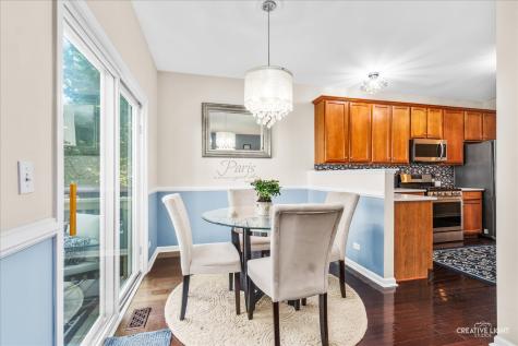 457 Jamestown Court Aurora IL 60502