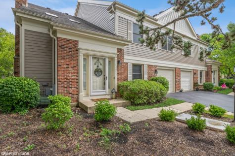 2027 North Charter Point Drive Arlington Heights IL 60004