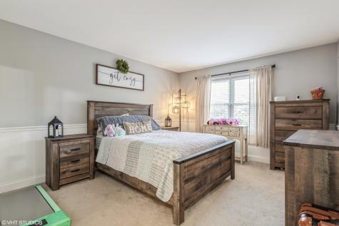 2027 North Charter Point Drive Arlington Heights IL 60004
