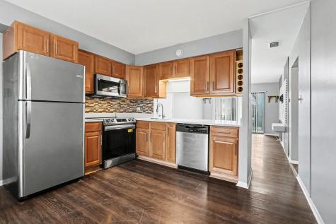 3018 Bernice Road Lansing IL 60438
