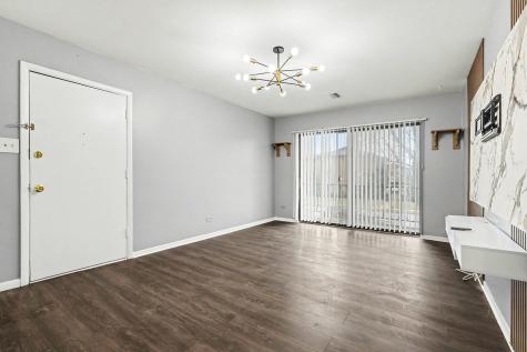 3018 Bernice Road Lansing IL 60438