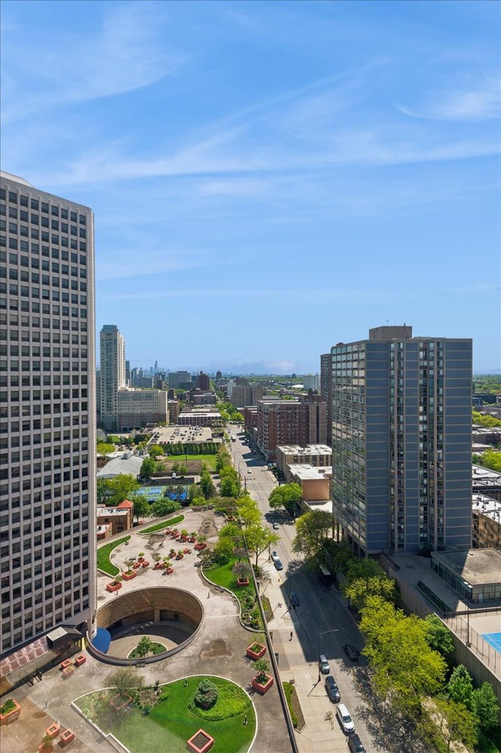 5415 North Sheridan Road Chicago IL 60640