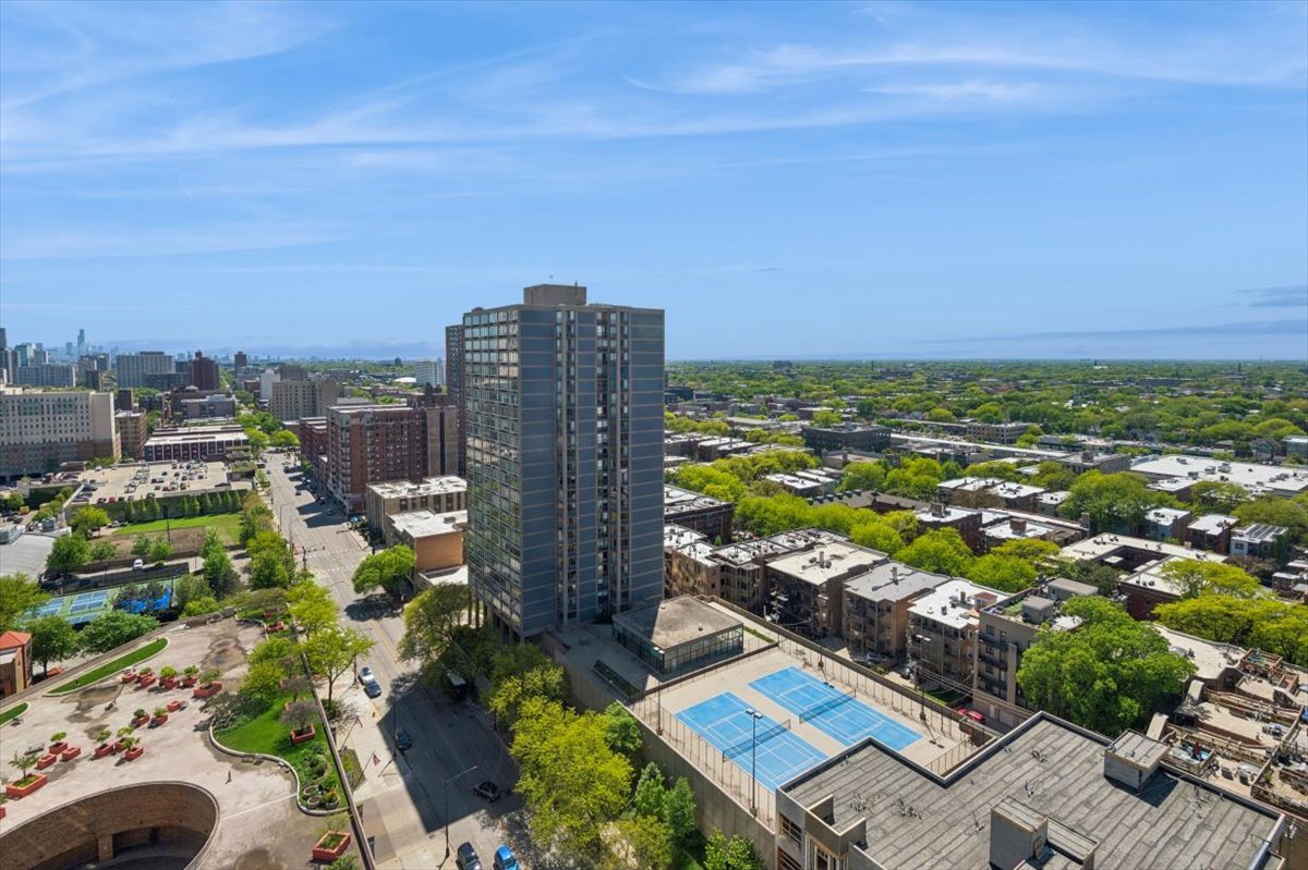5415 North Sheridan Road Chicago IL 60640