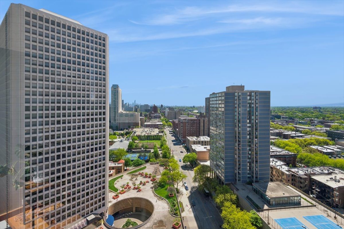 5415 North Sheridan Road Chicago IL 60640