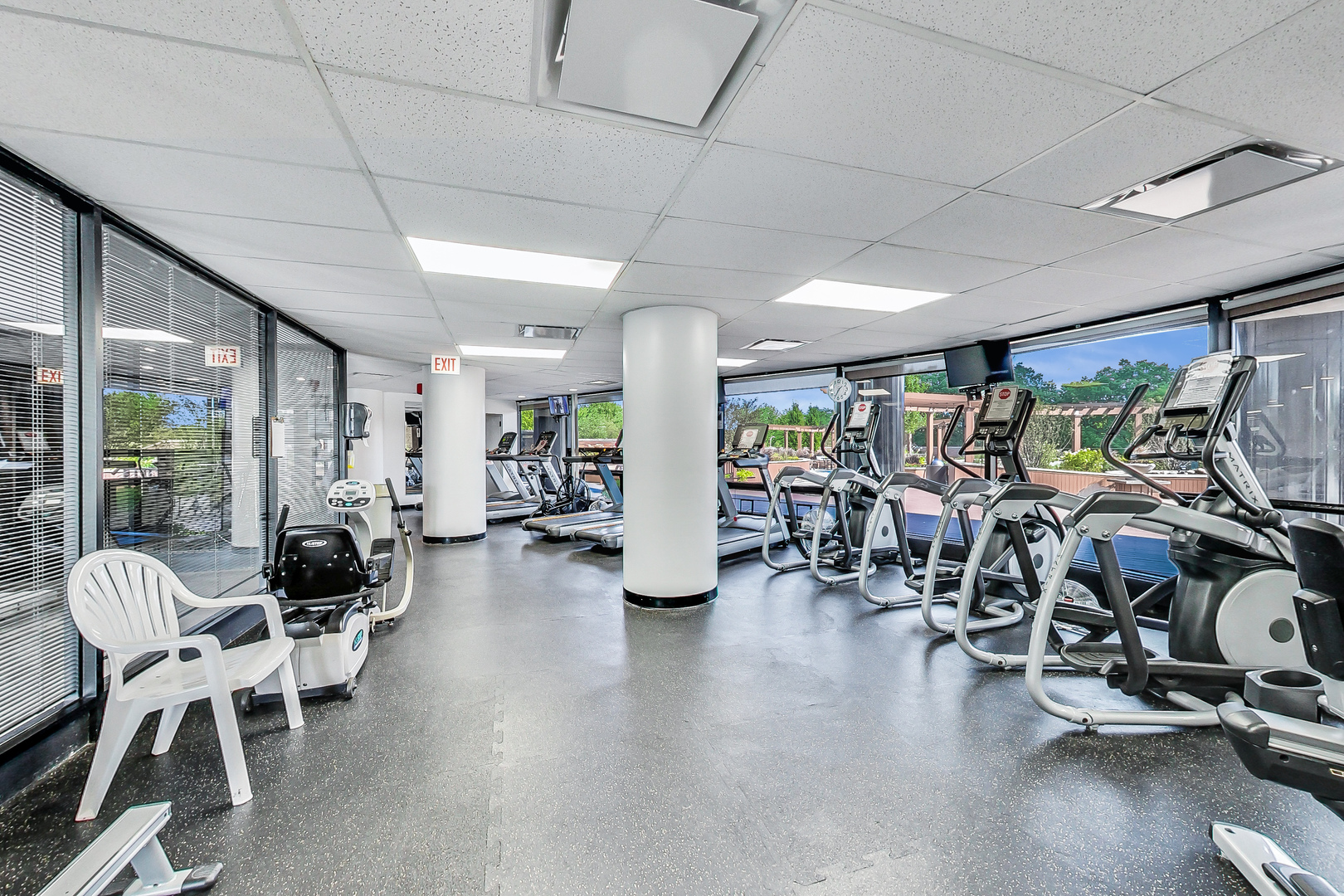 5415 North Sheridan Road Chicago IL 60640
