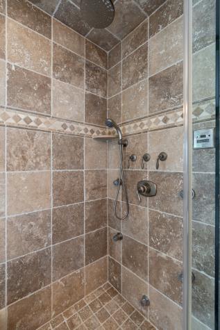 3422 North Bosworth Avenue Chicago IL 60657