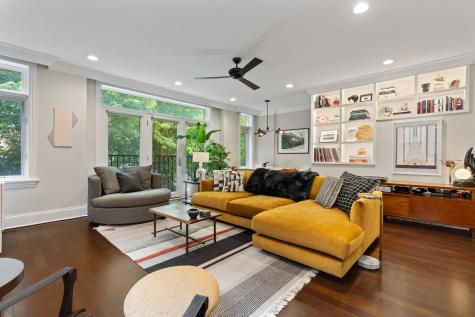 3422 North Bosworth Avenue Chicago IL 60657