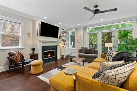 3422 North Bosworth Avenue Chicago IL 60657