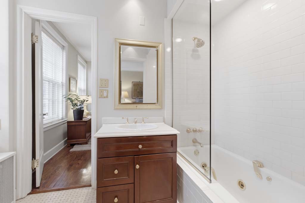 3750 North Lake Shore Drive Chicago IL 60613