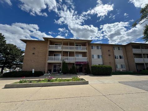 920 Beau Drive Des Plaines IL 60016
