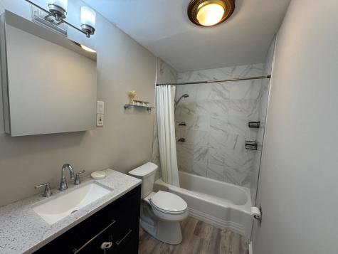 920 Beau Drive Des Plaines IL 60016
