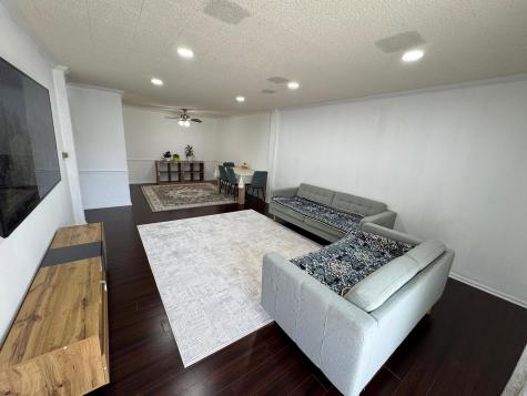 920 Beau Drive Des Plaines IL 60016