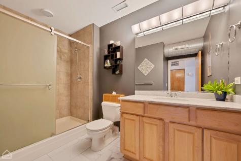 6 South Laflin Street Chicago IL 60607