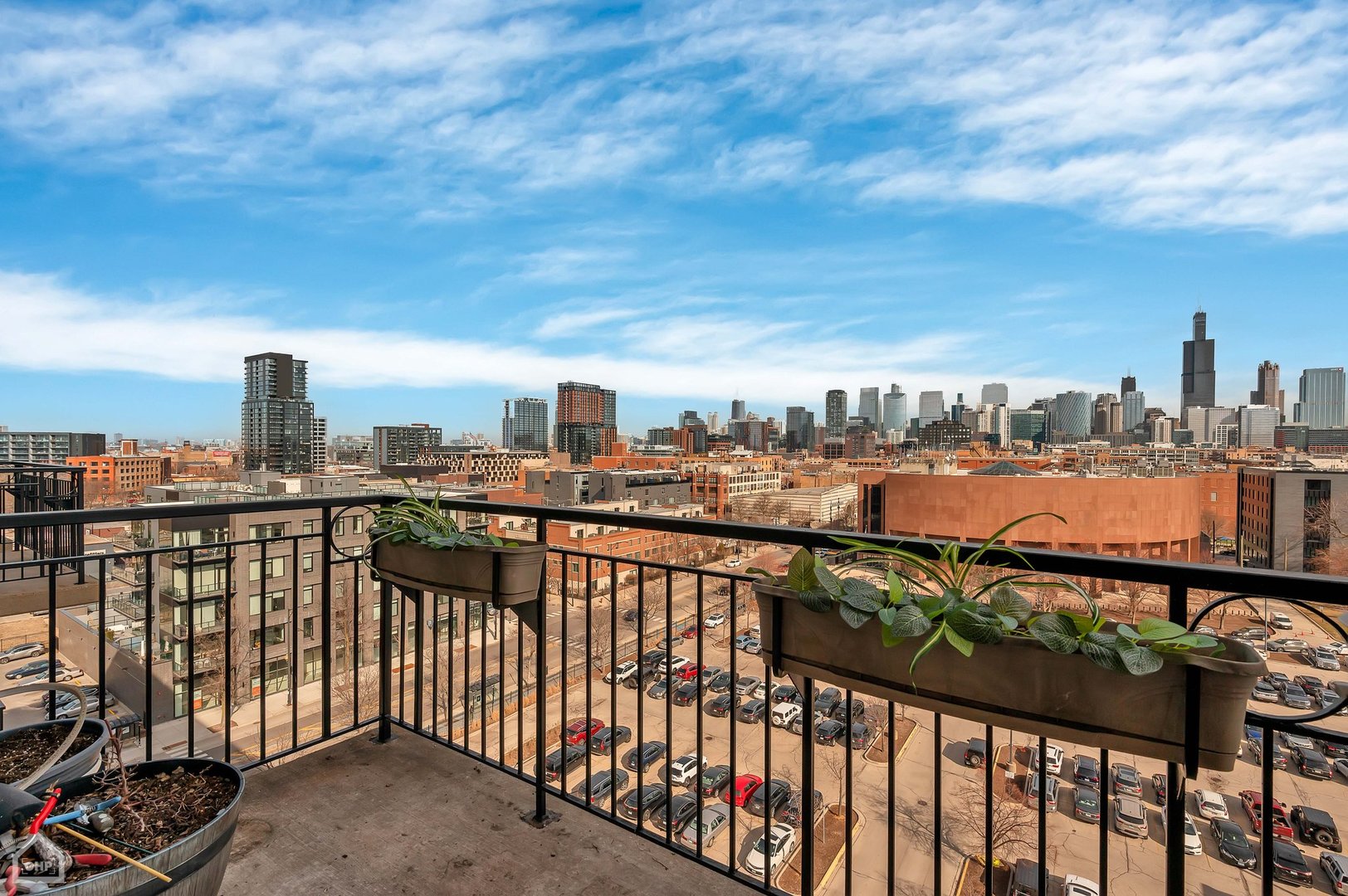 6 South Laflin Street Chicago IL 60607