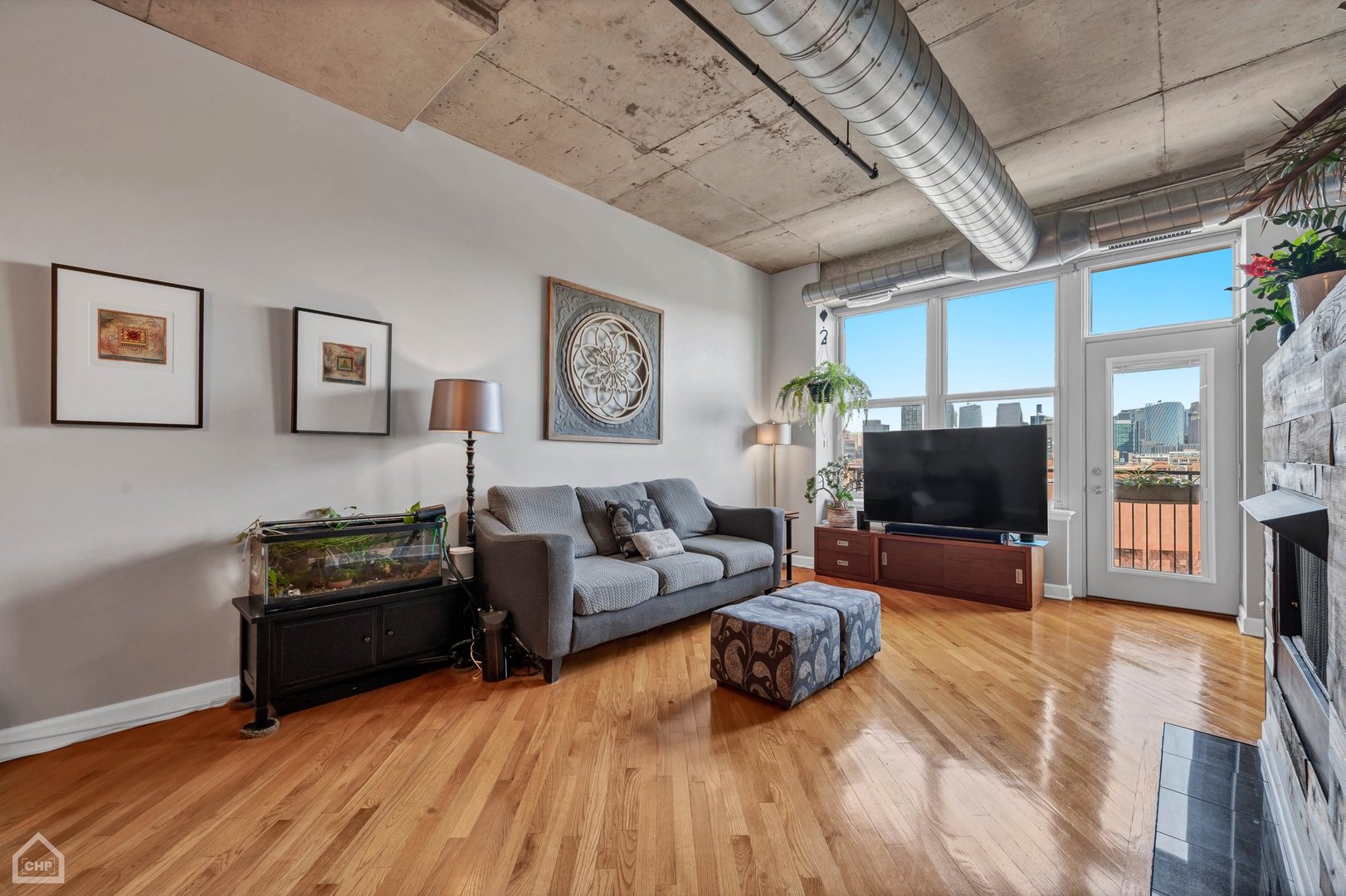 6 South Laflin Street Chicago IL 60607