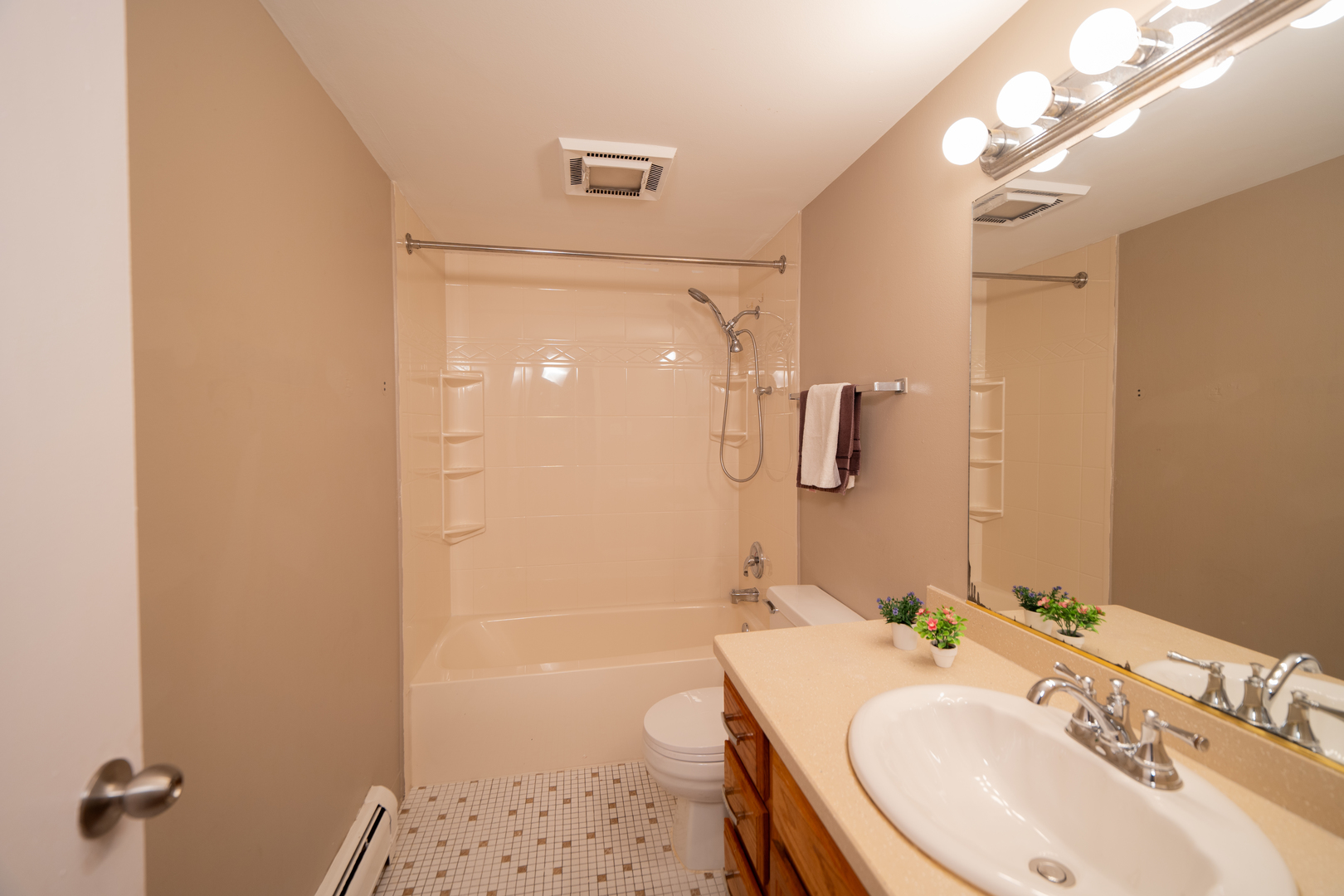 144 East Bailey Road Naperville IL 60565